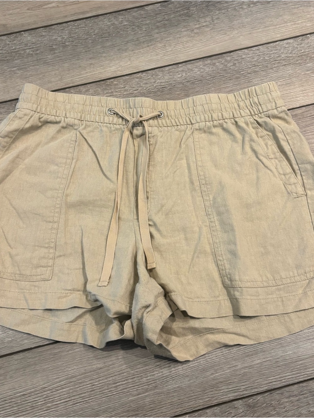 GAP Linen-Blend Drawstring Shorts - Cream
